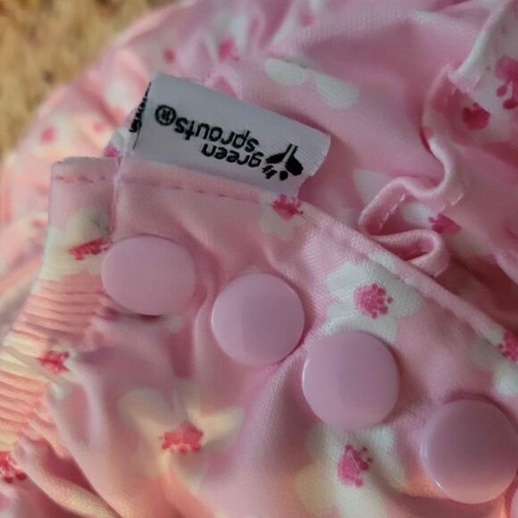 3 Pairs of Green Sprouts Swimming Diapers 18 months and 12 months - Picture 3 of 5